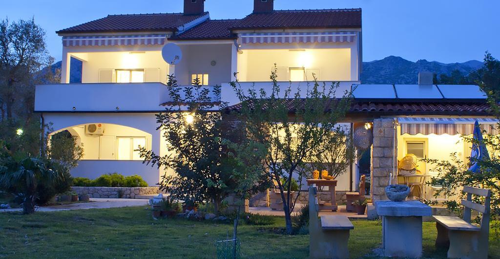 Apartments Punta Seline Phòng bức ảnh