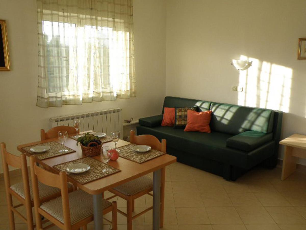 Apartments Punta Seline Ngoại thất bức ảnh